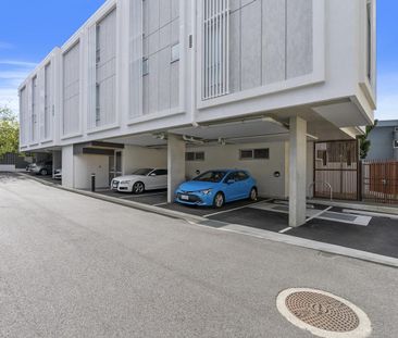 Two-Bedroom Apartment, Great Location - Photo 3