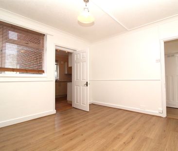 Stanley Avenue, Greenford, Ealing, UB6 8NN - Photo 5