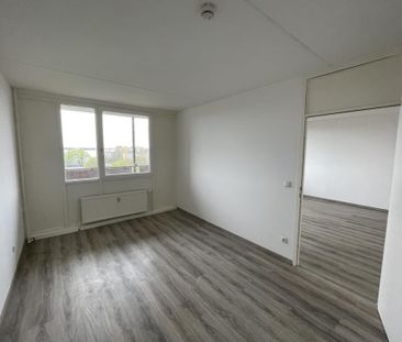 2-Zimmer-Wohnung mit neuem Wannenbad und Laminatboden! - Foto 2