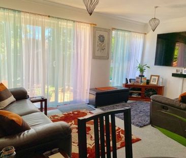 Rochester Way, Crowborough - Photo 1