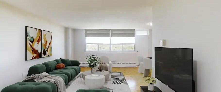 111 Inverlochy Boulevard | 111 Inverlochy Boulevard, Thornhill - Photo 1