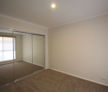 2/14 George Street, Glenroy VIC 3046 - Photo 5