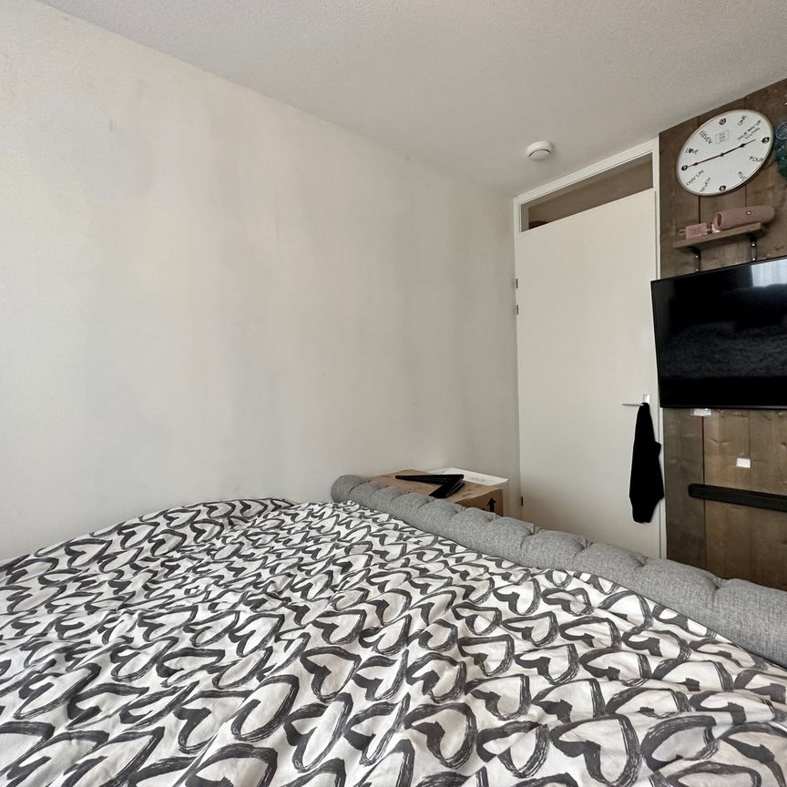 Escamplaan, 2547 EX, Den Haag - Foto 1