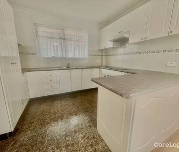 8/18 Byron Street - Photo 2