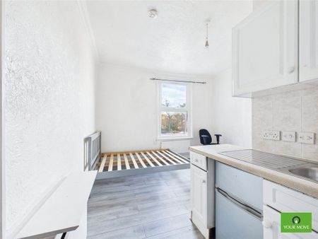 1 bedroom flat to rent - Photo 2