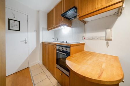 Flat 01 Cartwright Gardens, Bloomsbury WC1H 9EH - Photo 2