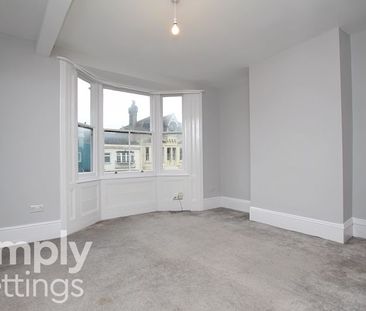 2 Bed property for rent - Photo 5