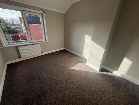 3 bedroom terraced house to rent - Photo 3