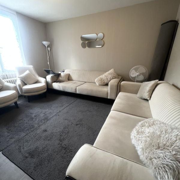 Location Appartement 3 pièces 59m² LE CREUSOT 71200 - Photo 1
