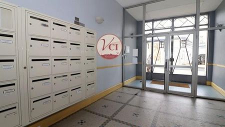 Location Appartement 1 pièce 14m² VICHY 03200 - Photo 2