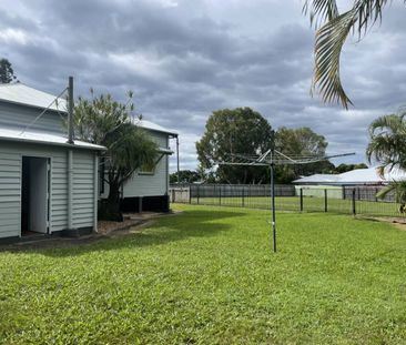 Grand Queenslander in the Heart of Cooroy - Photo 6