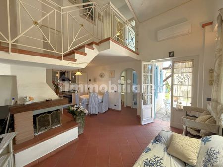 Villa bifamiliare via Piave, Centro, Forte dei Marmi - Photo 2