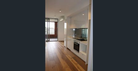 Stylish and Modern Apartment in Guildford - Photo 2