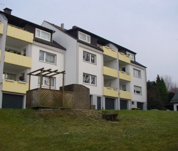 Gemütliche Dachgeschosswohnung mit Loggia in angenehmer Wohnlage - Photo 2