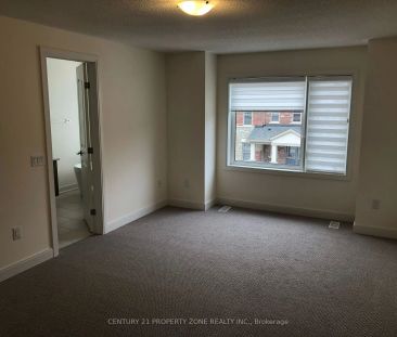 Condo Townhouse For Lease | W9254808 - Photo 4