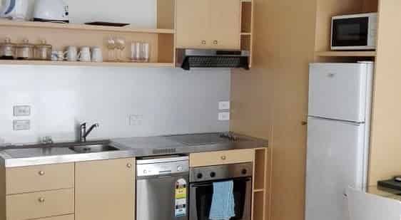 Spacious fully furnished apartment, own courtyard - Photo 1