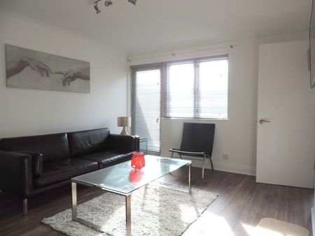 Room in a Shared Flat, Heron Place, SE16 - Photo 2