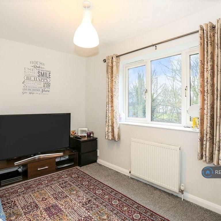 4 bedroom terraced house to rent - Photo 1