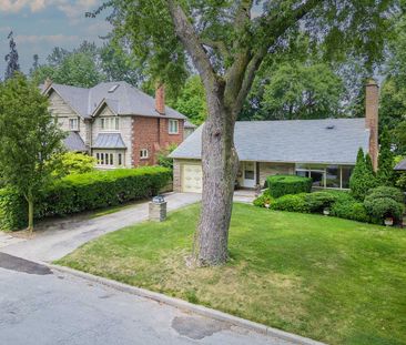 For Lease - 200 Cortleigh Boulevard, Toronto, Ontario - Photo 1