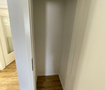 *Erstbezug nach Kernsanierung*riesiger Balkon*Tagelichtbad*energeti... - Photo 1