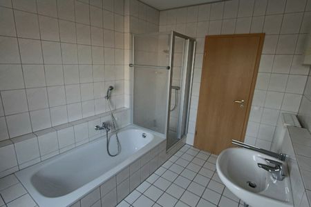 Gepflegte 3-Zimmer-Wohnung mit Balkon - Photo 4