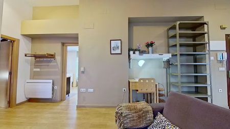 Carrer Sant Ferran, Valencia, Valencian Community 46001 - Photo 5