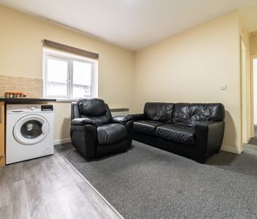 Gold Street, Adamsdown - Photo 1