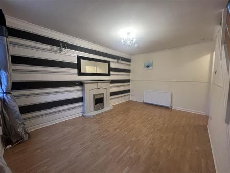 2 bedroom terraced house to rent - Photo 2