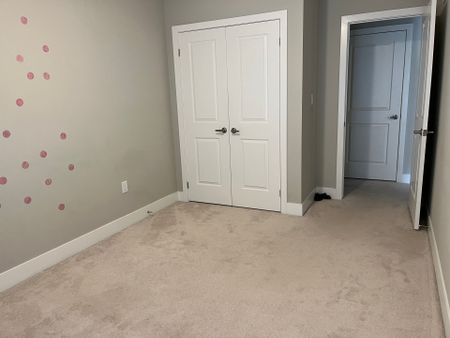 For Lease - 677 Chelton Road, London South, Ontario - Photo 5