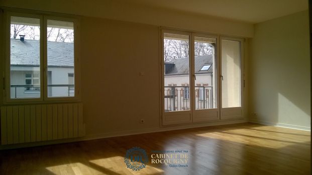 Location Appartement 2 pièces 50m² ORLEANS 45000 - Photo 1