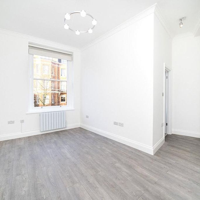 3 bedroom apartment to rent - Photo 1