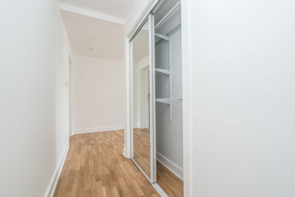 39 Riverwood Parkway - Photo 1