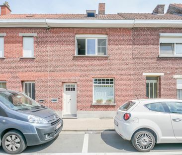 Charmante rijwoning met 3 slaapkamers in hartje Izegem - Photo 4