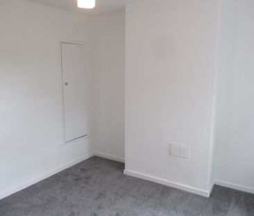 Albert Street, Hucknall, NOTTINGHAM - Photo 5