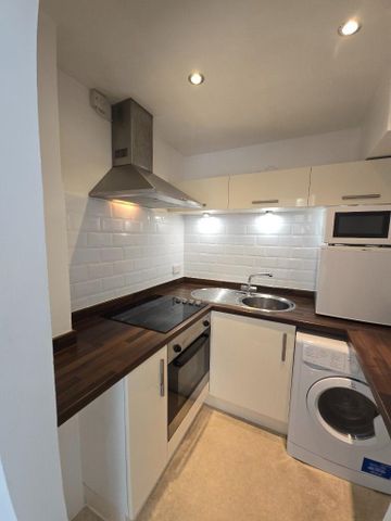 Studio to rent - Photo 3