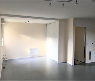 Location Appartement 3 pièces 62m² LA CHAUSSEE ST VICTOR 41260 - Photo 2