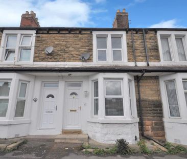2 bedroom terraced house to rent - Photo 4