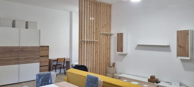 Alquiler de estudio en Avenida Santa Rosa de Lima, 12 - Photo 1