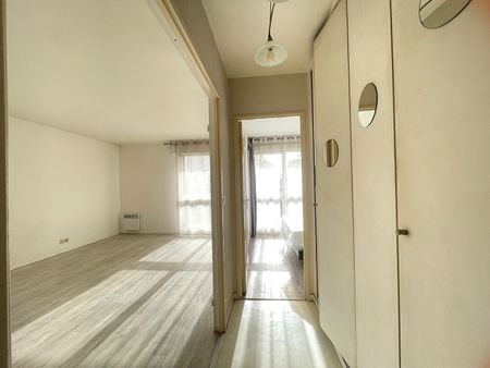 ADAMVILLE - APPARTEMENT 2 PIECES 45 M² - RER LE PARC 15M' - Photo 2