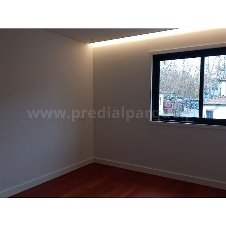 3 room luxury Apartment for rent in Matosinhos-Sul (Matosinhos), Matosinhos, Distrito do Porto - Photo 1