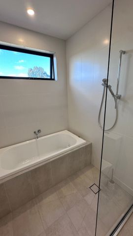 Sunshine North - Photo 3