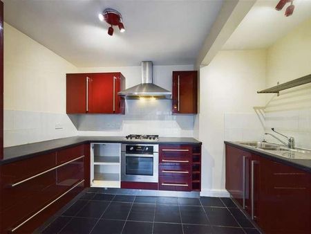 Filey Road, Scarborough, YO11 - Photo 4