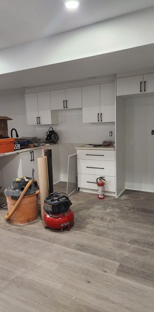 332 Osgoode - Photo 1