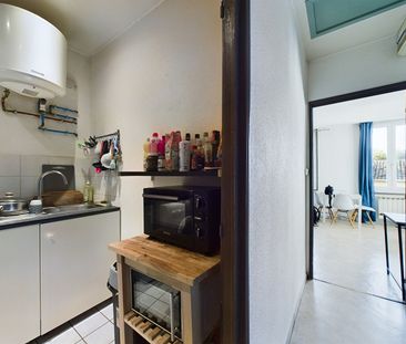 Location Appartement 1 pièce 28m² AVIGNON 84000 - Photo 5