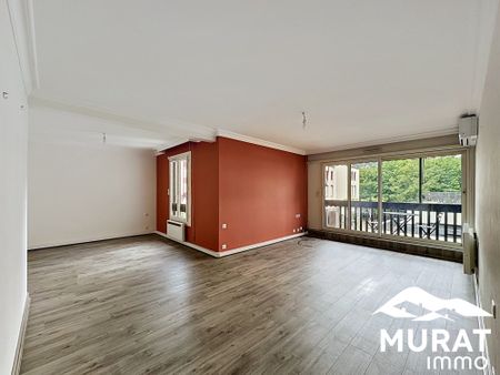 Location Appartement 3 pièces 82m² CHAMALIERES 63400 - Photo 3
