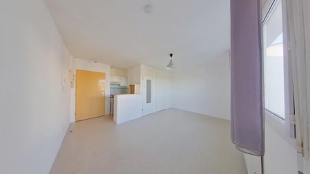 Location Appartement 1 pièce 23m² POITIERS 86000 - Photo 2