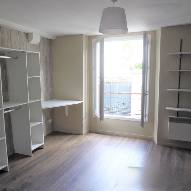 Studio BLOIS - CENTRE VILLE CATHEDRALE - Photo 1