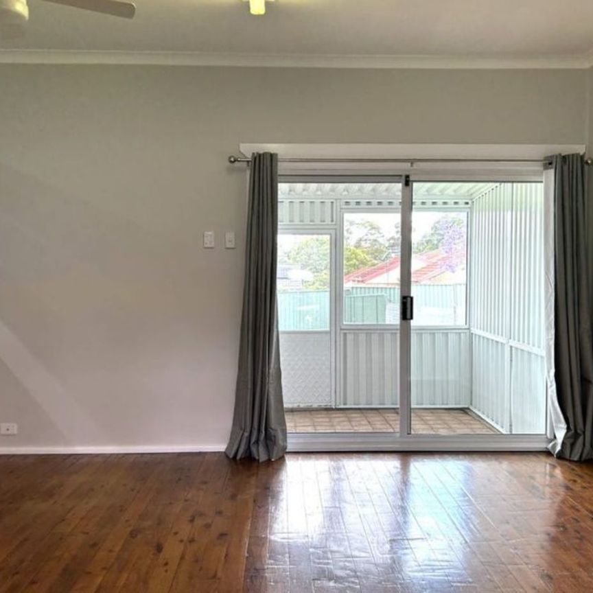 38 Second Street, Cardiff South - Photo 1