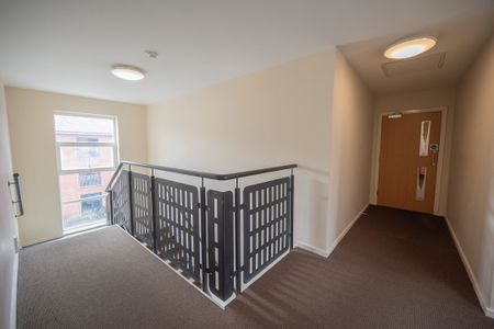 2 bed apartment to rent in Penstock Drive, Stoke-on-Trent - Photo 3