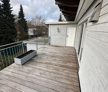 Sonnige zwei Zimmer Penthouse-Wohnung im Herzen von Meckelfeld - Foto 1